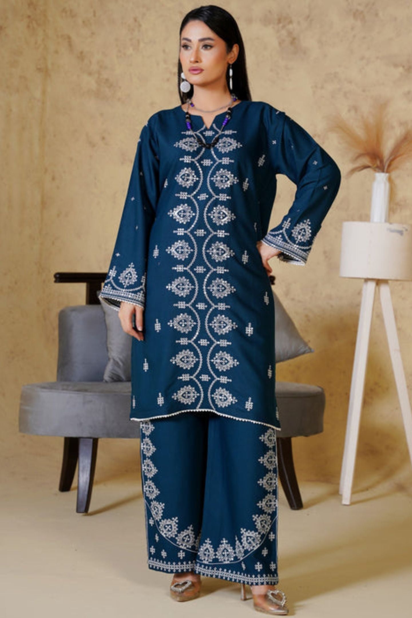 PRET-READY-TO-WEAR